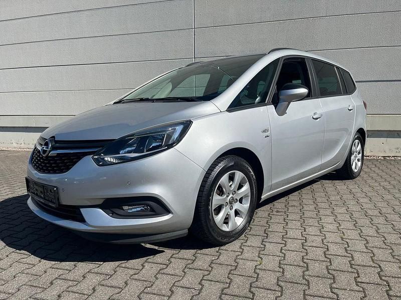 Gebraucht Opel Zafira Active 140 PS (102 kW) 2017 Argon silber/ice silver (m2) Van / Kleinbus
