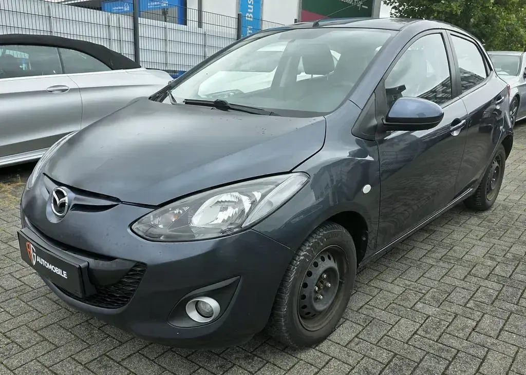 Gebraucht Mazda 2 Active 84 PS (61 kW) 2011 Grau Kleinwagen