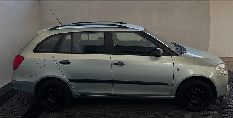 Gebraucht Skoda Fabia 85 PS (62 kW) 2010 Andere farben Kombi