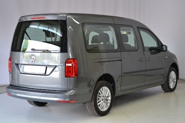 Używany VW Caddy Maxi 102 KM (75 kW) 2015 Szary Minivan