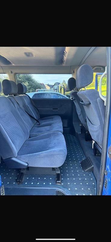 Gebraucht VW T4 102 PS (75 kW) 2001 Blau Van