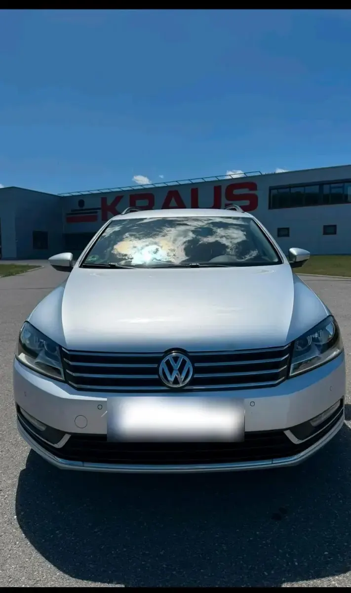 Gebraucht VW Passat 140 PS (102 kW) 2011 Silber Kombi