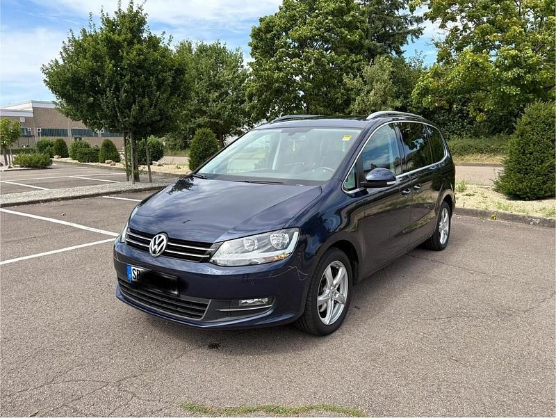 Gebraucht VW Sharan 140 PS (102 kW) 2015 Blau Van / Kleinbus