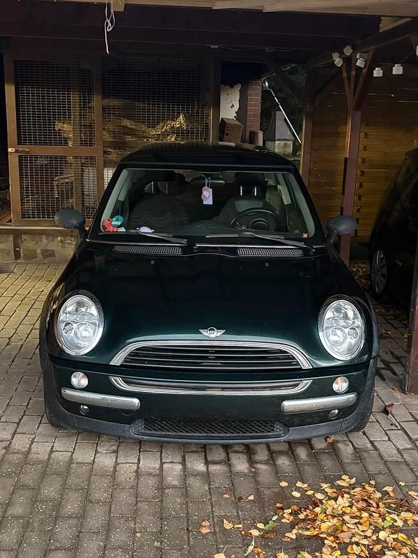 Grün Gebraucht 2003 Mini ONE Kleinwagen | 1.999 € (Fairer Preis) - Bild 1/3