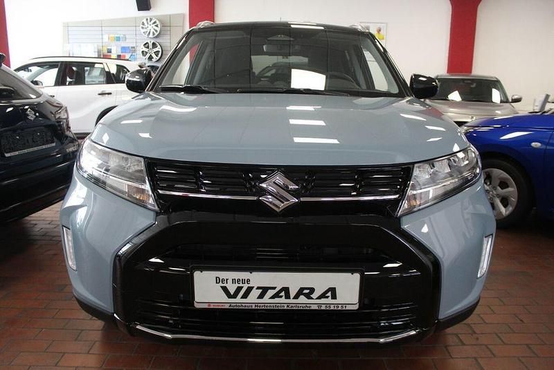 Blau Neu 2025 Suzuki Vitara Comfort SUV | 25.790 € (Fairer Preis) - Bild 1/4