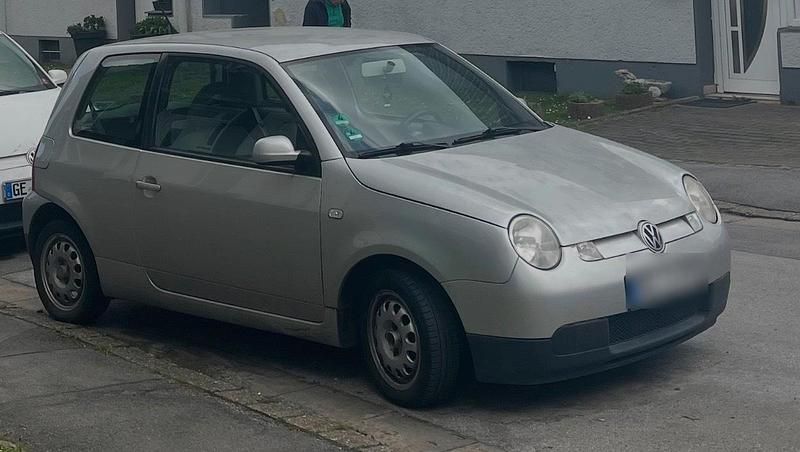 Gebraucht VW Lupo 68 PS (50 kW) 2021 Silber Kleinwagen