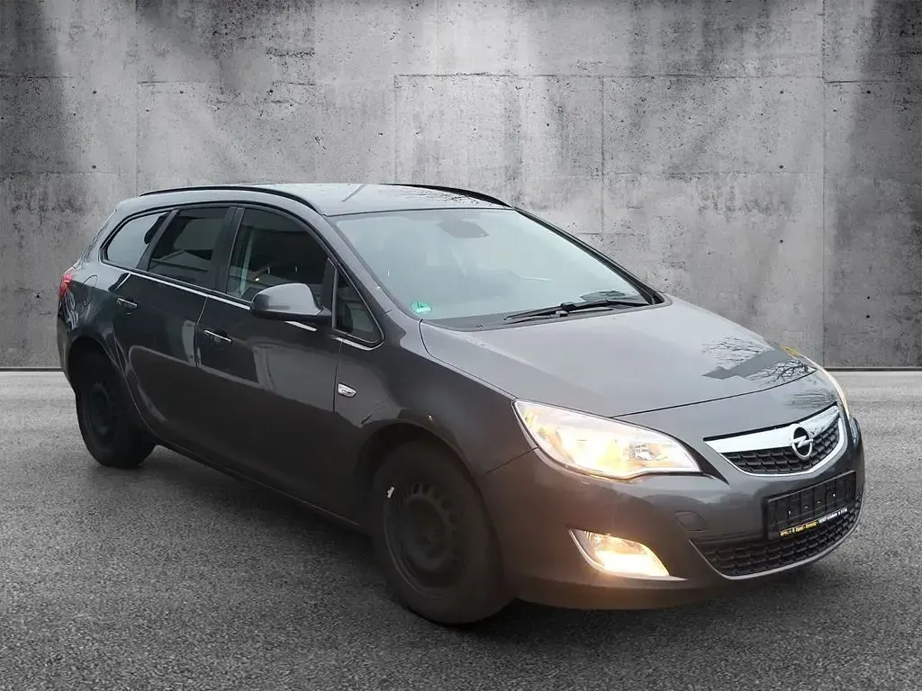 Gebraucht Opel Astra Design Edition 125 PS (91 kW) 2011 Premium "karbongrau" Kombi
