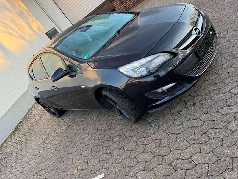 Gebraucht Opel Astra Energy 140 PS (102 kW) 2014 Schwarz Limousine