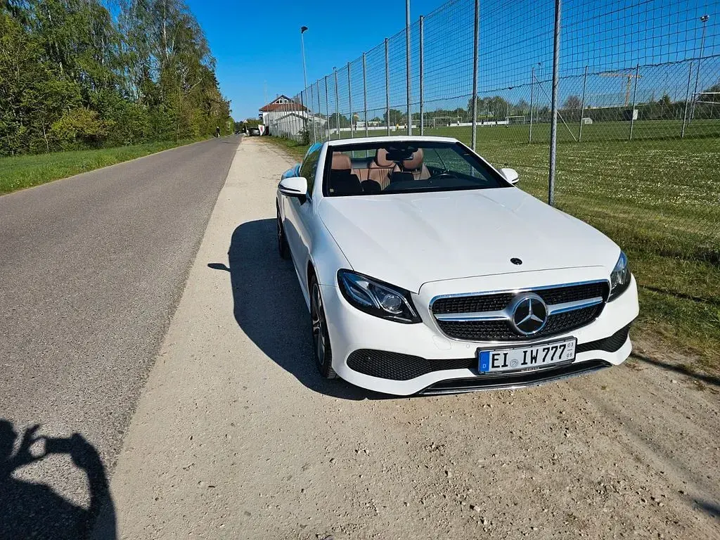 Gebraucht Mercedes E350 258 PS (189 kW) 2018 Weiß Cabrio