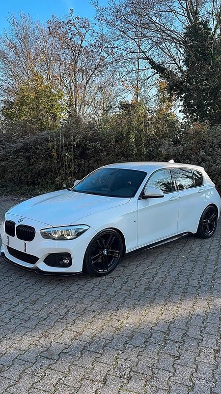 Weiß Gebraucht 2018 BMW 120 M Sport Kleinwagen | 17.800 € (Fairer Preis) - Bild 1/4