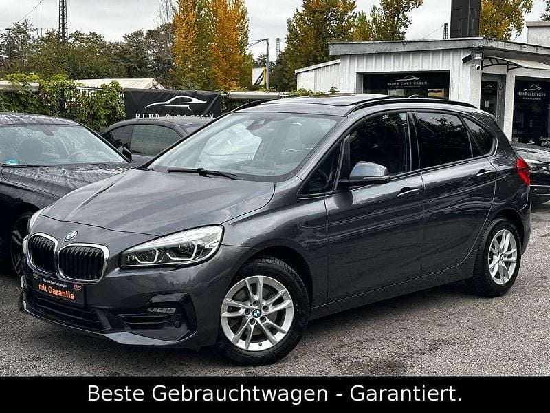 Grau Gebraucht 2019 BMW 218 Sport Line Van / Kleinbus | 21.900 € (Etwas zu teuer) - Bild 1/4