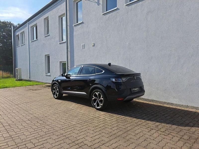 Gebraucht Renault Arkana Techno 143 PS (105 kW) 2024 Schwarz SUV