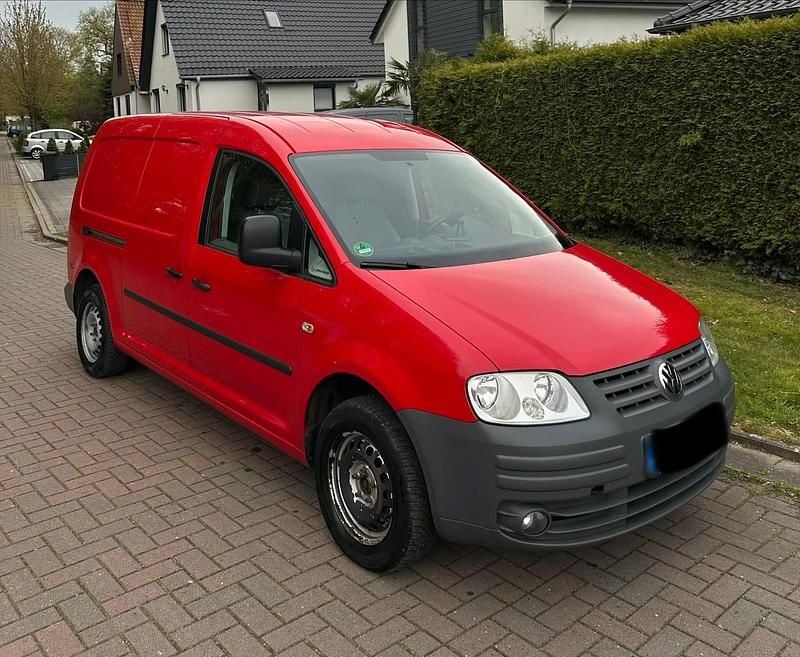 Second-hand VW Caddy 105 CP (77 kW) 2010 Roșu Monovolum