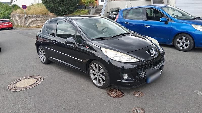 Gebraucht Peugeot 207 156 PS (114 kW) 2010 Schwarz Kleinwagen