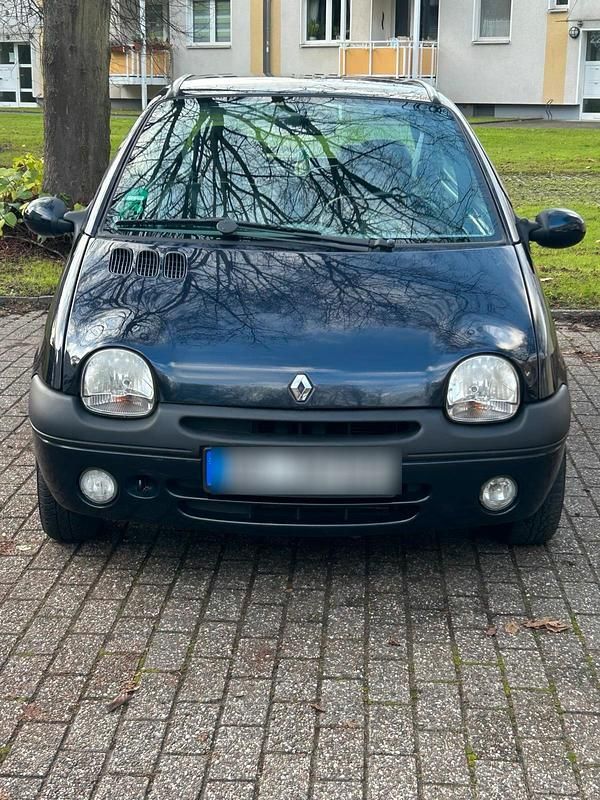 Blau Gebraucht 2002 Renault Twingo Initiale Kleinwagen | 950 € (Guter Preis) - Bild 1/4