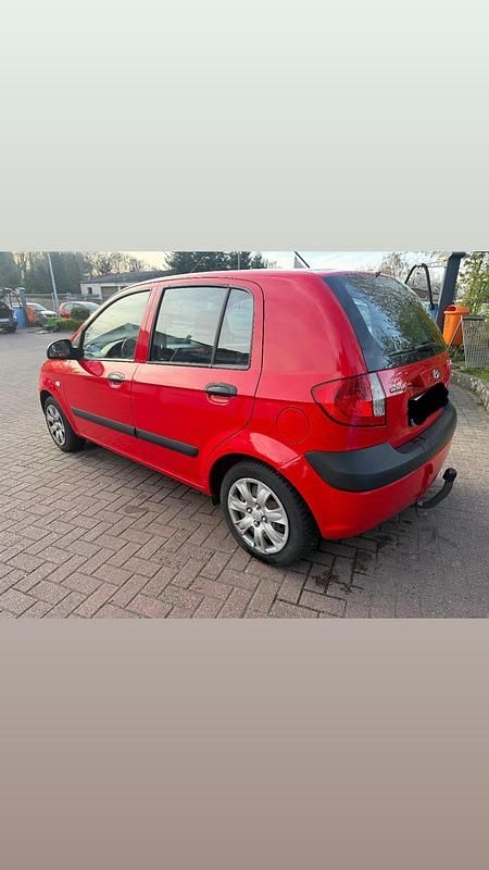 Gebraucht Hyundai Getz 67 PS (49 kW) 2008 Rot Kleinwagen