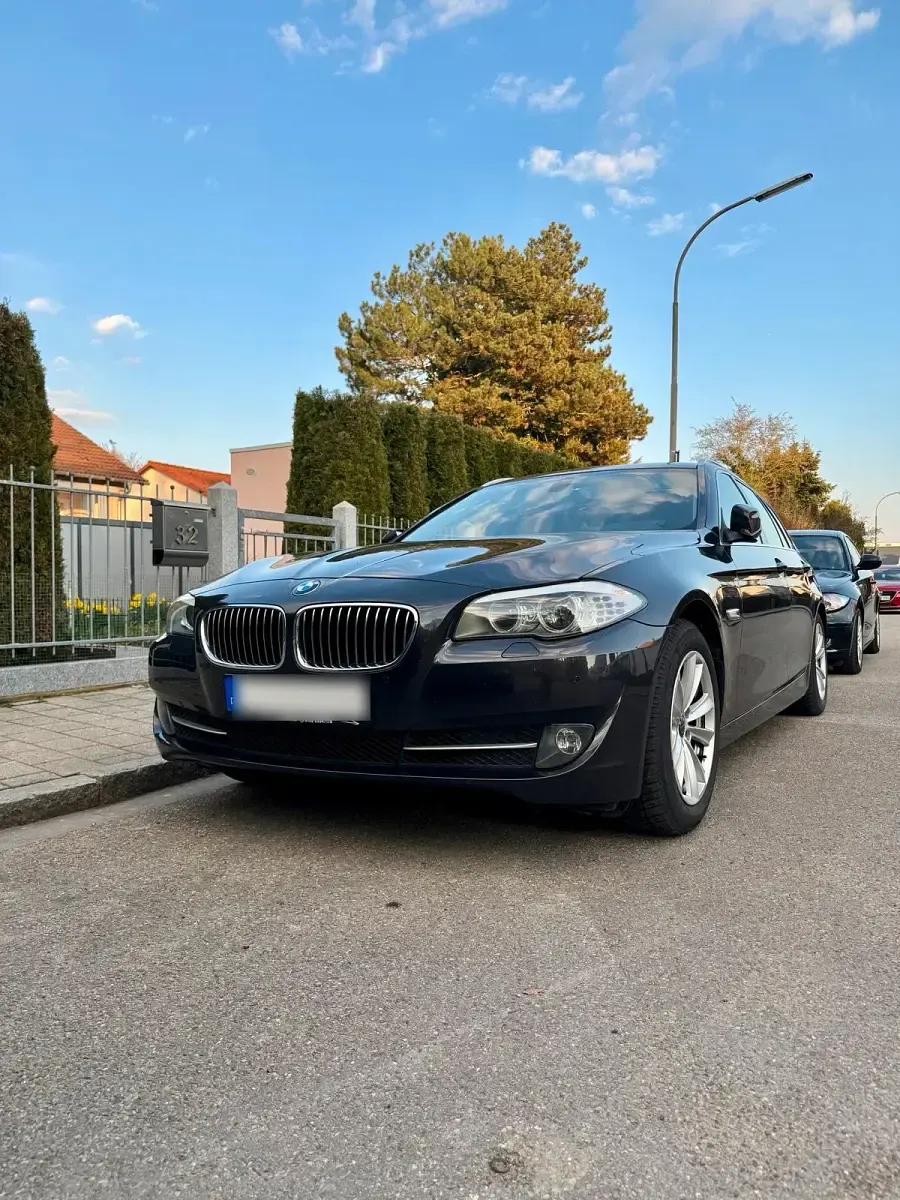 Second-hand BMW 520 184 CP (135 kW) 2012 Gri Break