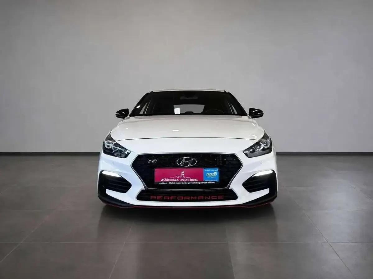 Gebraucht Hyundai i30 N Performance 275 PS (202 kW) 2018 Polar white / sol Kleinwagen