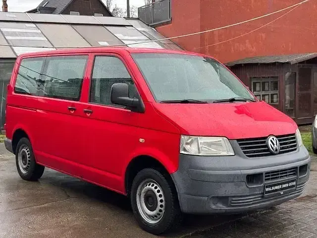 Gebraucht VW Caravelle 131 PS (96 kW) 2008 Rot Van