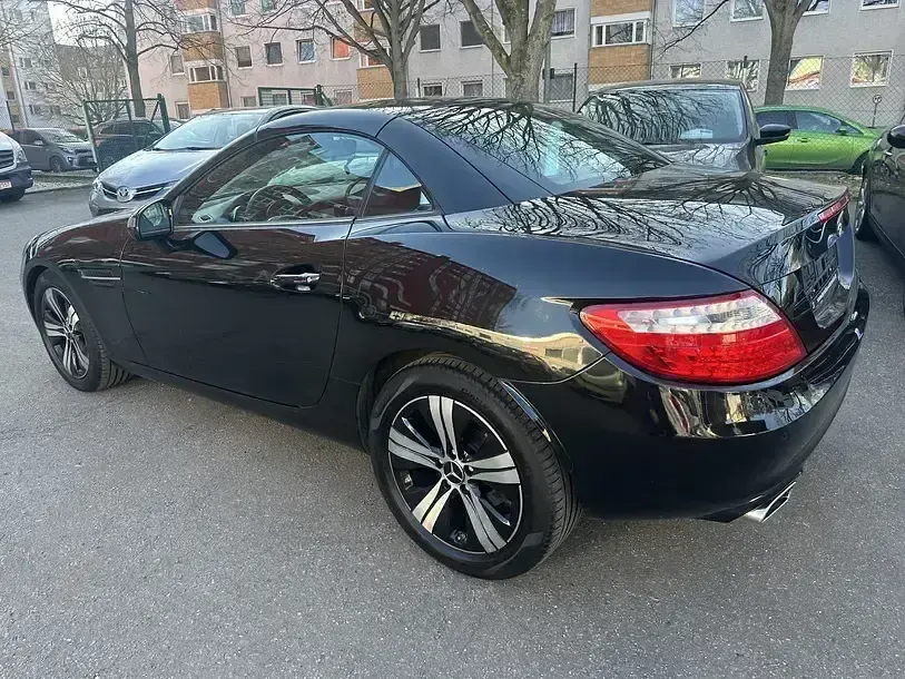 Gebraucht Mercedes SLK250 204 PS (150 kW) 2013 Schwarz Cabrio