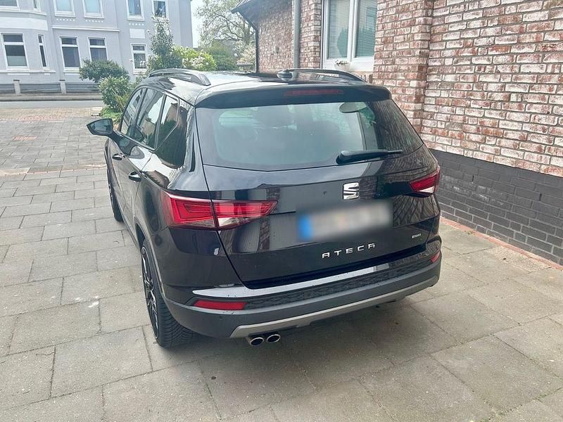 Usata Seat Ateca 4Drive 190 CV (139 kW) 2017 Nero SUV