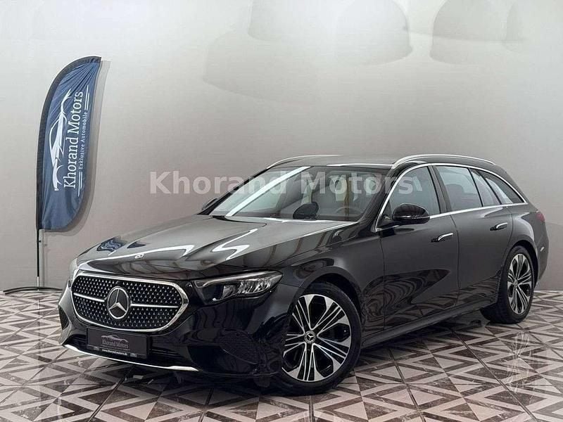 Obsidianschwarz Gebraucht 2024 Mercedes E220 Advanced Kombi | 46.480 € (Superpreis) - Bild 1/4