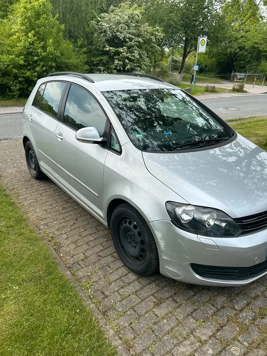Gebraucht VW Golf Plus Cross 122 PS (89 kW) 2009 Silber Limousine