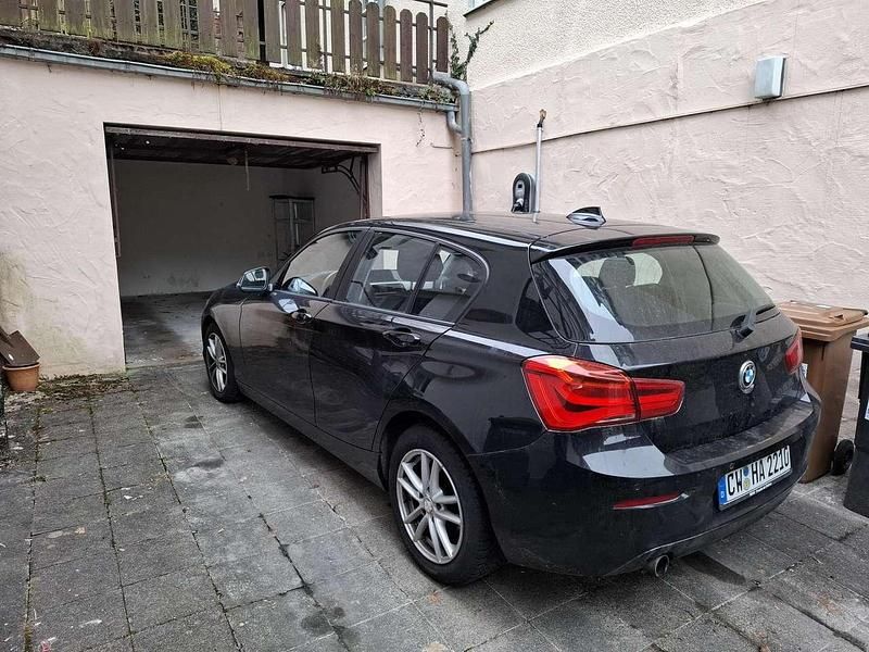 Gebraucht BMW 118 Advantage 136 PS (100 kW) 2017 Schwarz Kleinwagen