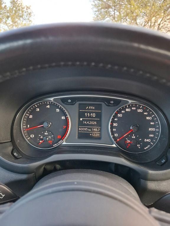 Gebraucht Audi A1 Ambition 86 PS (63 kW) 2010 Schwarz Kleinwagen