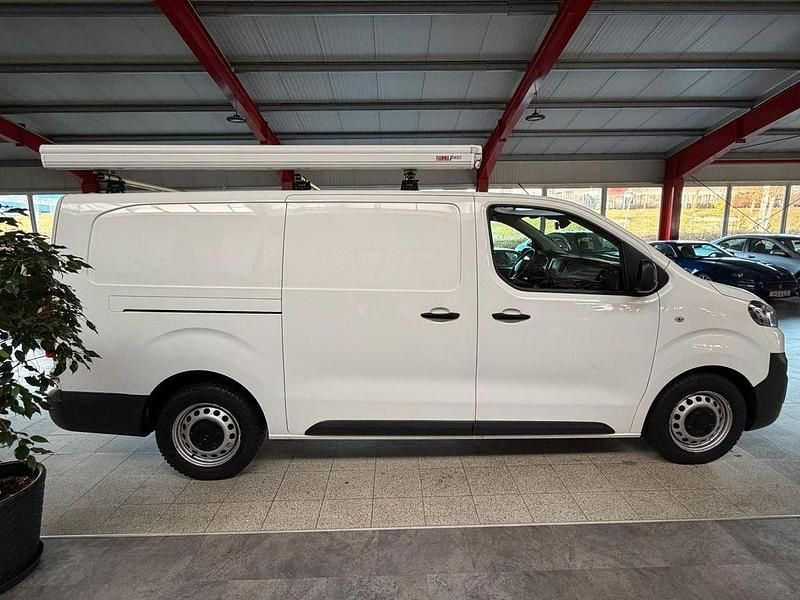Gebraucht Citroën Jumpy 122 PS (89 kW) 2021 Weiß Van / Kleinbus