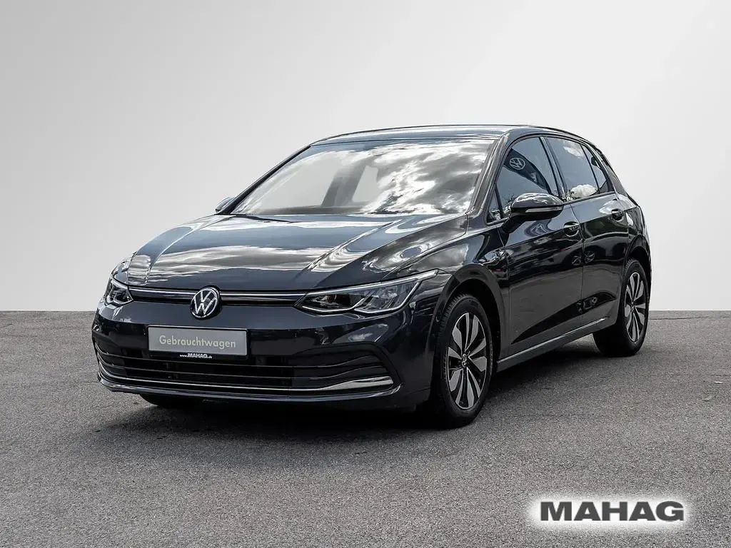 Gebraucht VW Golf VIII Move 110 PS (80 kW) 2024 Grün Limousine