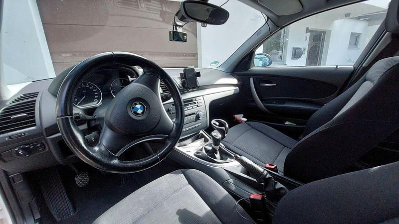Second-hand BMW 118 143 CP (105 kW) 2008 Alb Hatchback