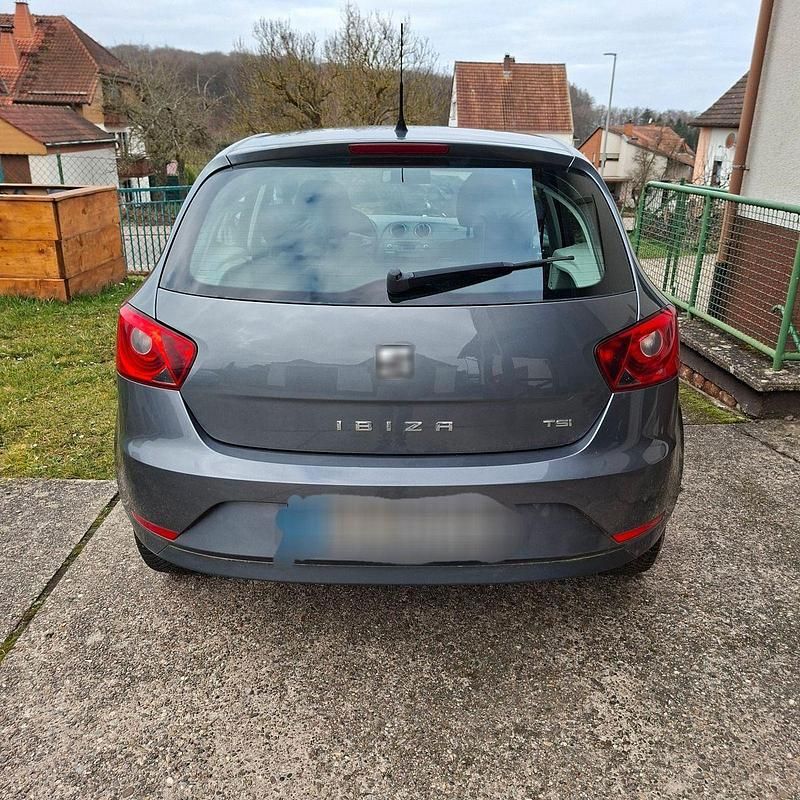 Gebraucht Seat Ibiza Style 105 PS (77 kW) 2015 Grau Kleinwagen