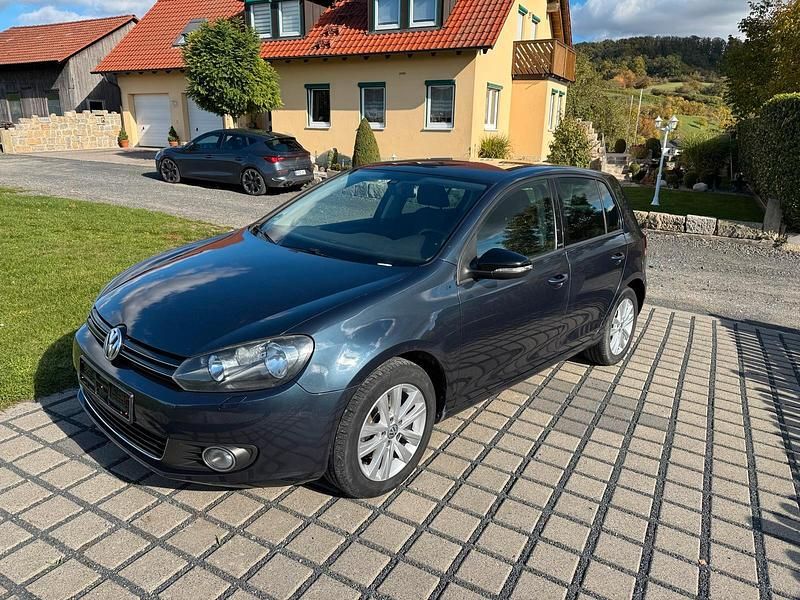 Blau Gebraucht 2011 VW Golf VI Style Kleinwagen | 4.300 € (Fairer Preis) - Bild 1/4