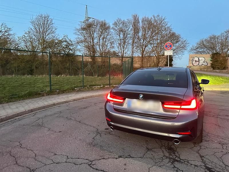 Brugt BMW 320 190 HK (139 kW) 2021 Grå Sedan