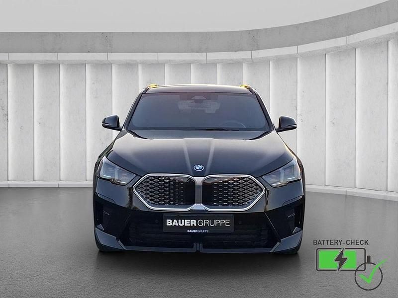 Gebraucht BMW iX2 M Sport 230 kW (313 PS) 2025 Schwarz SUV