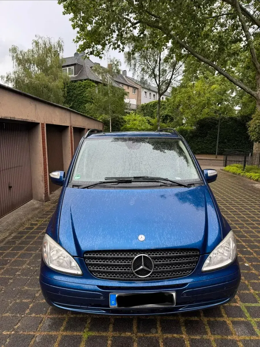 Gebraucht Mercedes Viano 150 PS (110 kW) 2010 Blau Van / Kleinbus