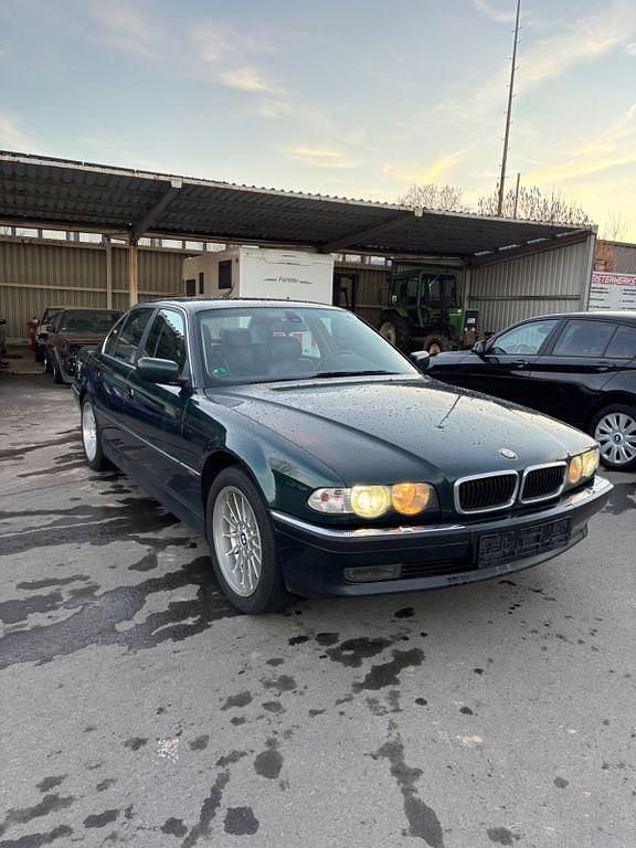Gebraucht BMW 728 193 PS (141 kW) 1999 Grün Limousine