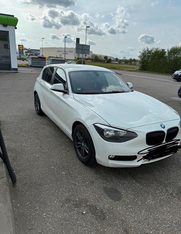Gebraucht BMW 114 150 PS (110 kW) 2012 Weiß Kleinwagen