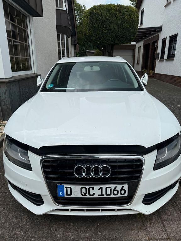 Weiß Gebraucht 2010 Audi A4 Allroad Ambiente Kombi | 5.400 € (Superpreis) - Bild 1/4