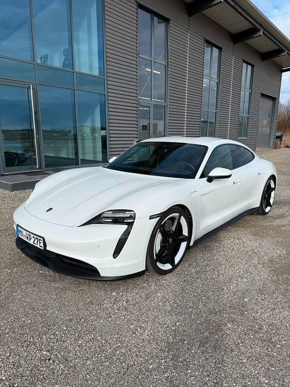 Gebraucht Porsche Taycan 350 kW (476 PS) 2021 Weiß Limousine