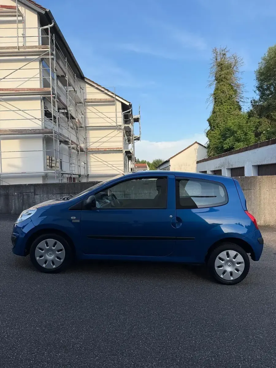 Gebraucht Renault Twingo 76 PS (55 kW) 2009 Blau Kleinwagen