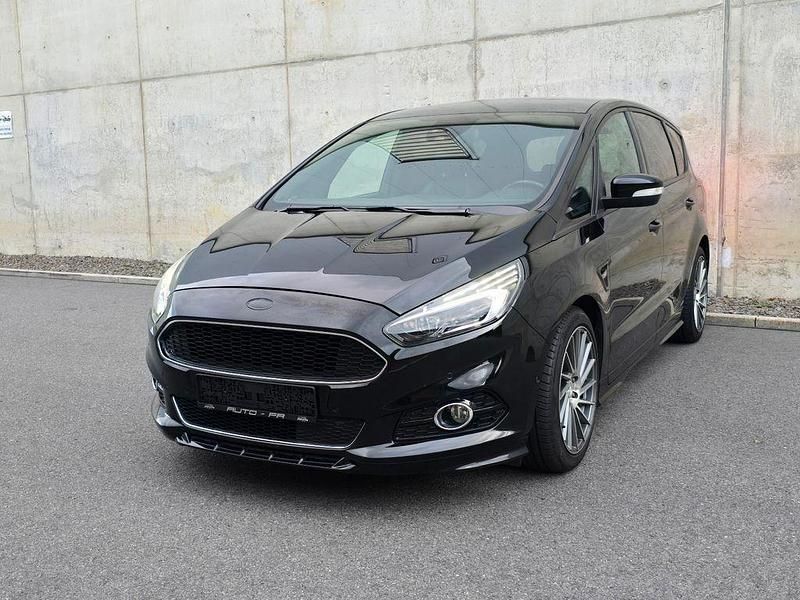 Schwarz Gebraucht 2019 Ford S-MAX ST-Line Van / Kleinbus | 19.870 € (Guter Preis) - Bild 1/4