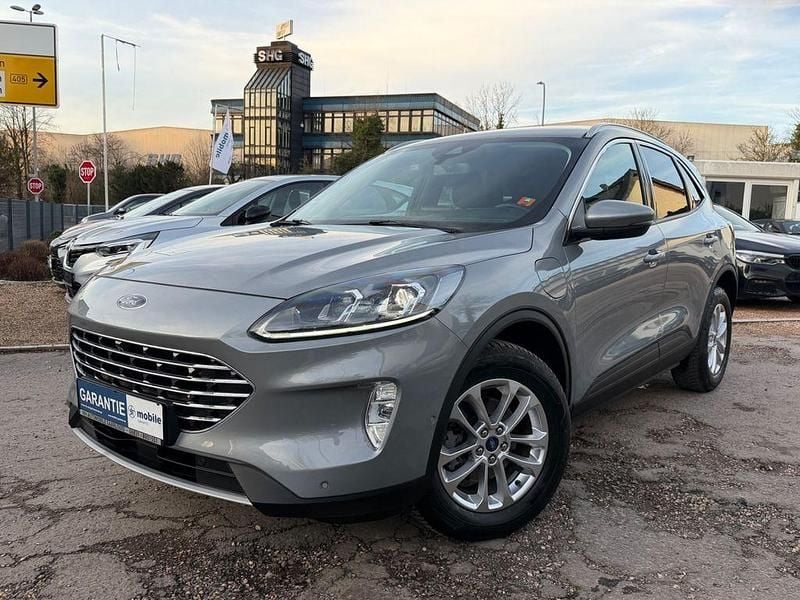 Gebraucht Ford Kuga Titanium 152 PS (111 kW) 2022 Silber SUV