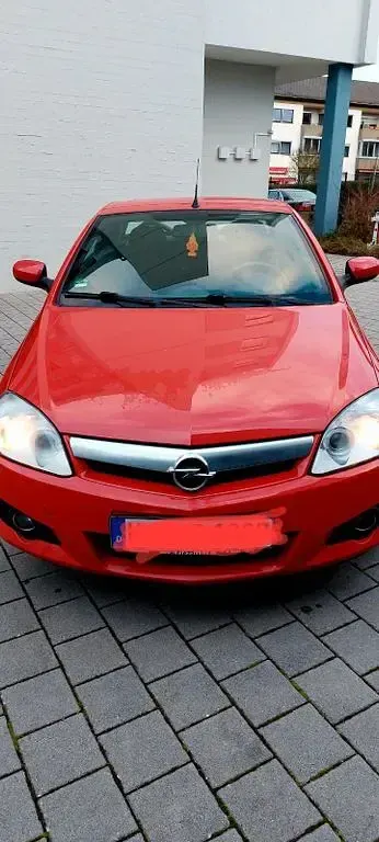 Gebraucht Opel Tigra 90 PS (66 kW) 2004 Rot Cabrio
