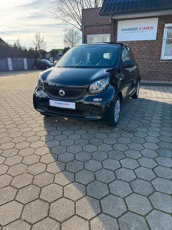 Second-hand Smart ForFour 61 CP (44 kW) 2016 Negru Hatchback