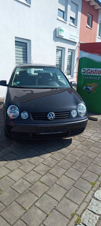 Schwarz Gebraucht 2003 VW Polo Basis Limousine | 699 € (Guter Preis) - Bild 1/4
