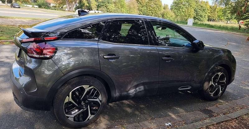 Gebraucht Citroën C4 PureTech 131 PS (96 kW) 2024 Grau SUV