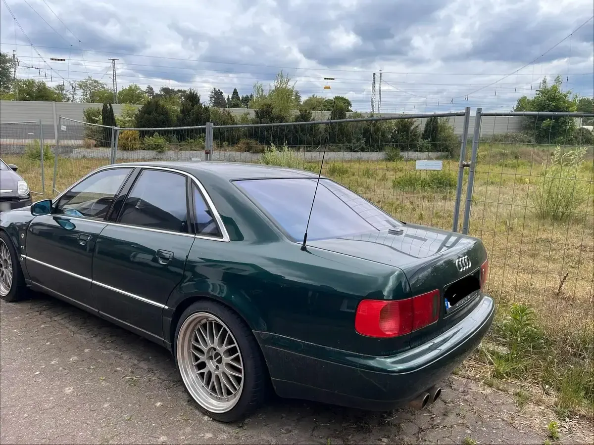 Gebraucht Audi A8 299 PS (219 kW) 1997 Grün Limousine