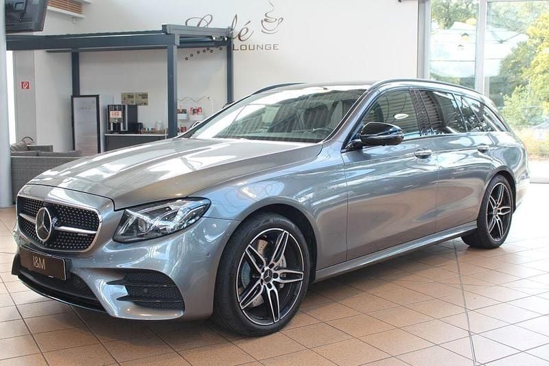 Grau Gebraucht 2018 Mercedes E53 AMG AMG Limousine | 38.490 € (Fairer Preis) - Bild 1/4